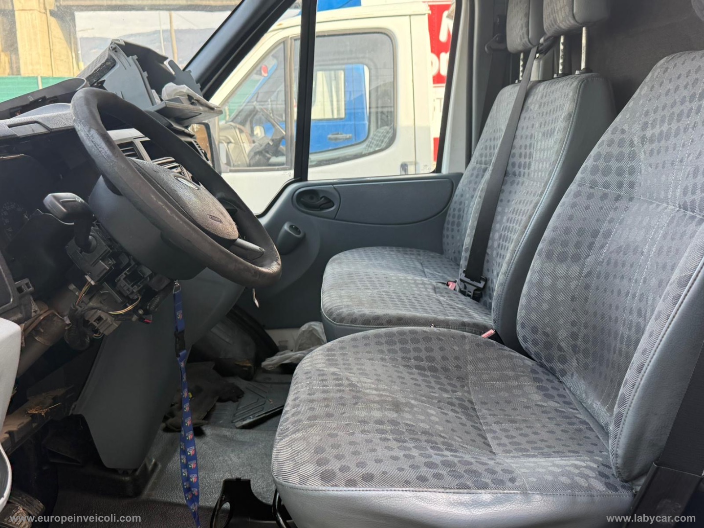 Transit 260S 2.2 TDCi Furgone MOTORE FUSO - immagine 4