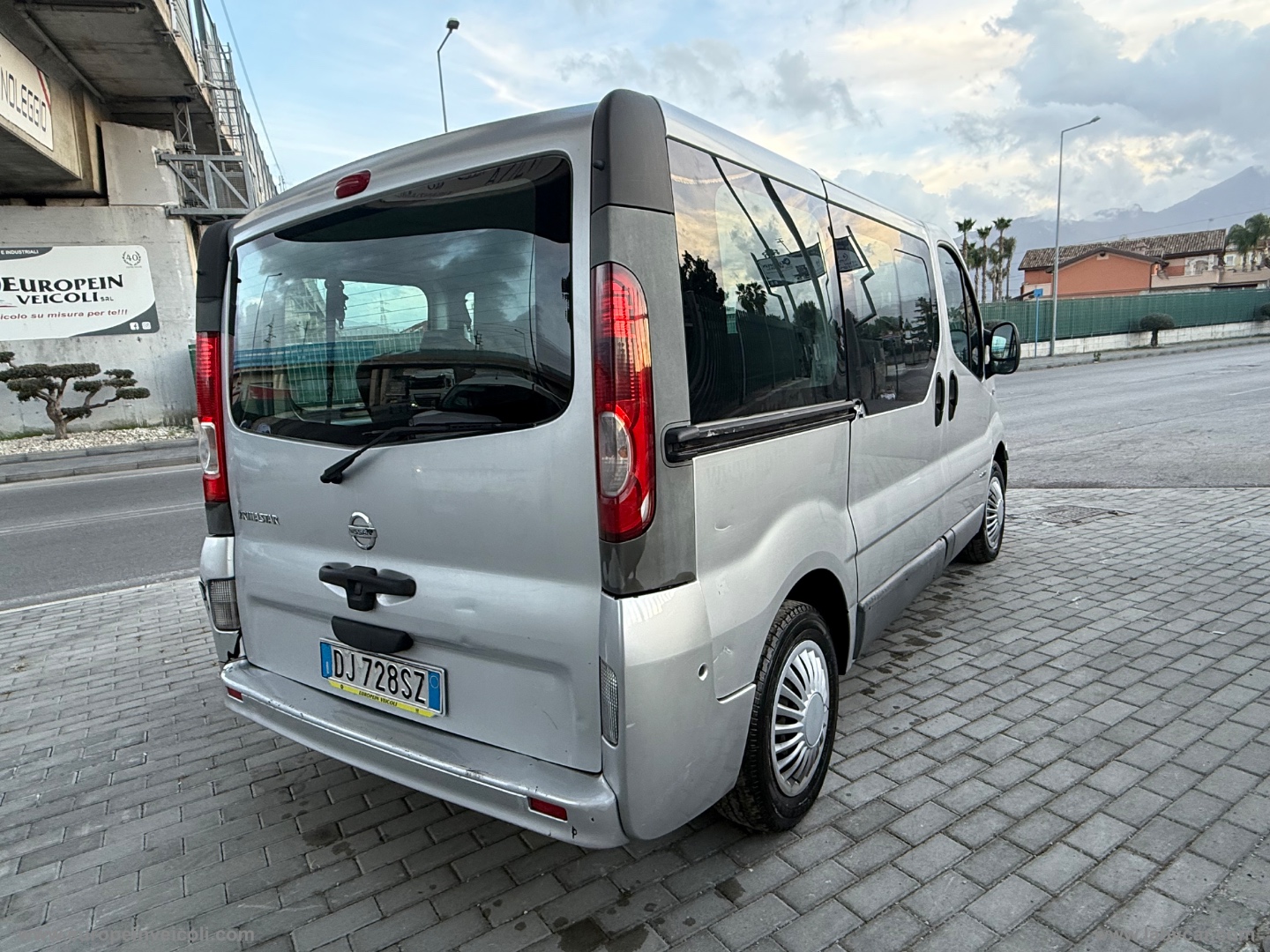 Primastar C27 2.0dCi 9 POSTI CombiEasy - immagine 4