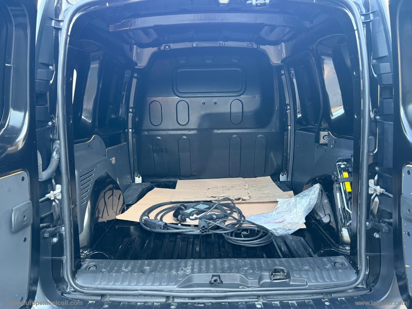 Kangoo Z.E. Ice Flex 4p. Furgone RENAULT KANGOO FURGONE 100% ELETTRICO - immagine 4
