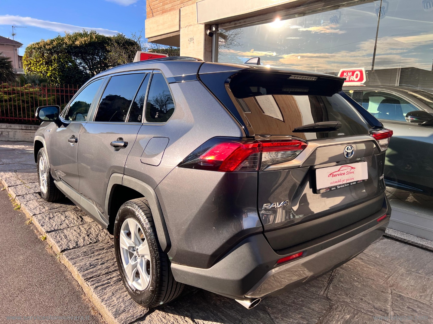 RAV4 2.5 HV - immagine 4