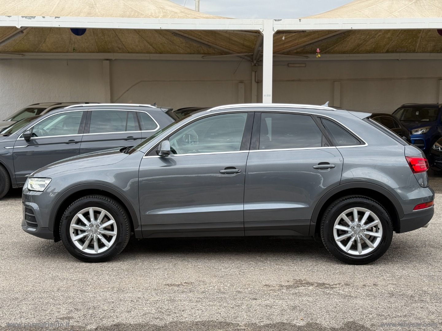 Q3 2.0 TDI 120CV Business - immagine 4