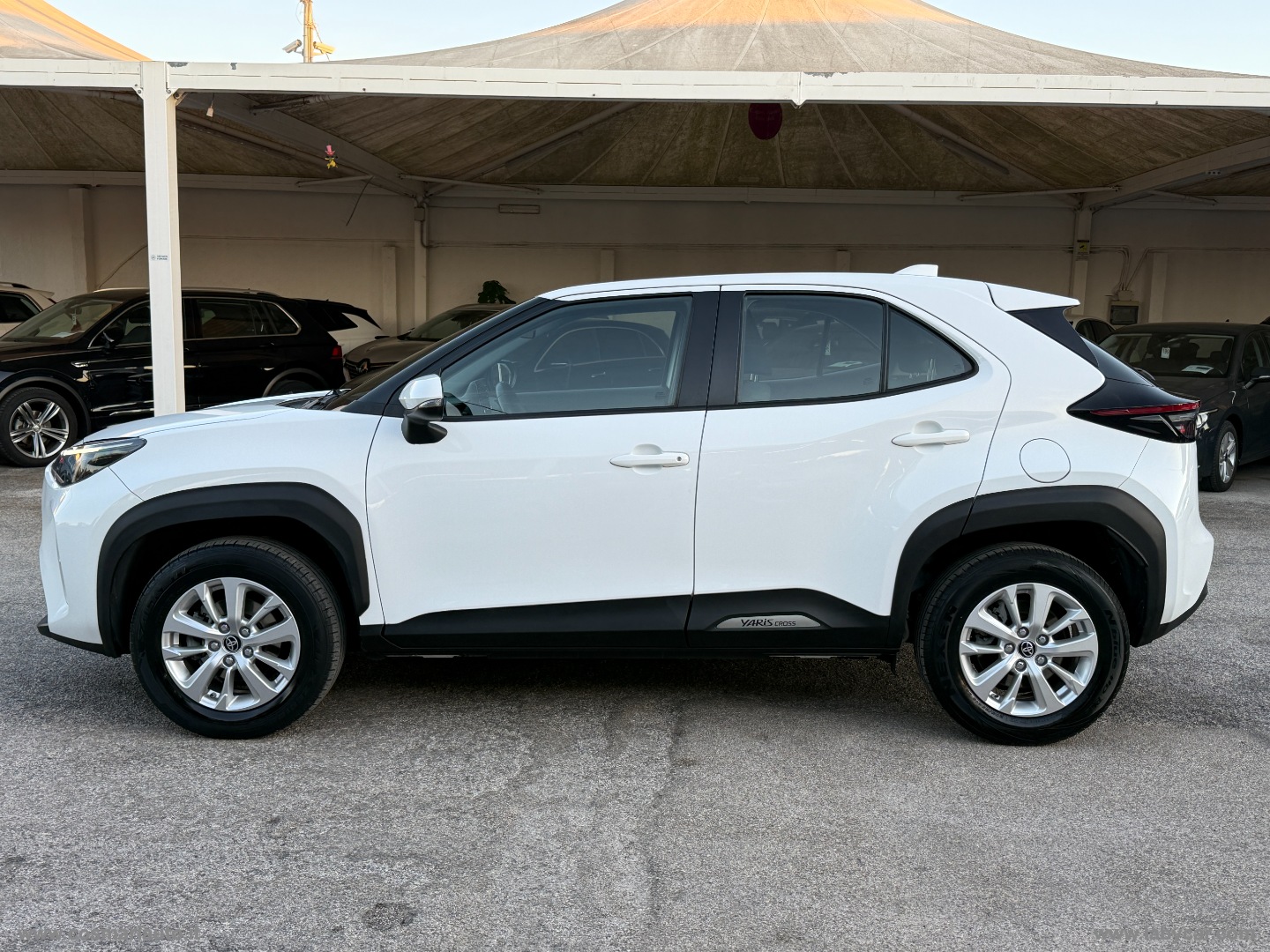 Yaris Cross 1.5 Hybrid 5p. E-CVT Active - immagine 4