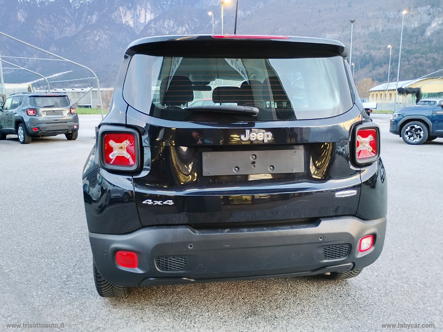 Renegade 2.0 Mjt 140 CV 4WD AD.Longitude - immagine 4