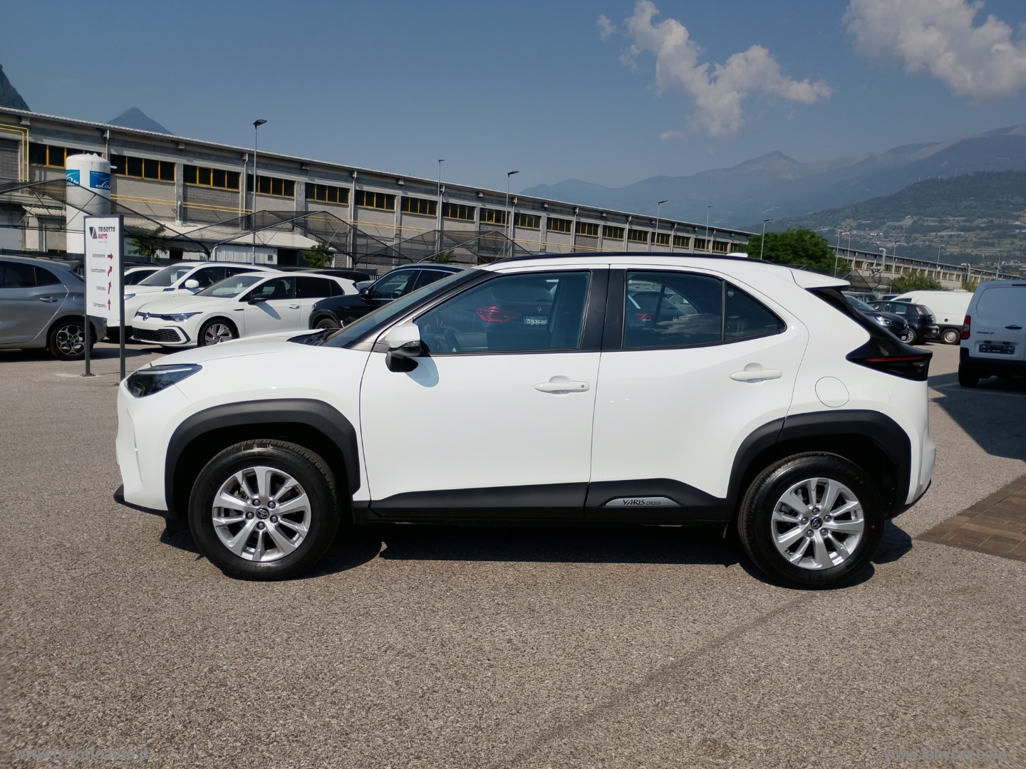 Yaris Cross 1.5 Hybrid 5p. Active AUT - immagine 4