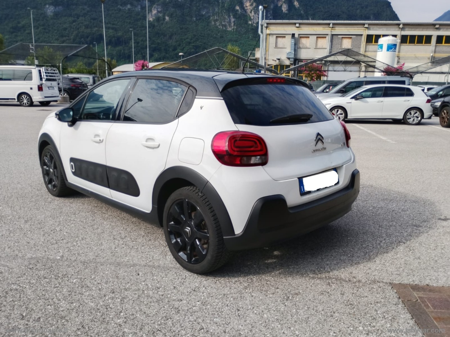 C3 BlueHDi 100CV Shine - immagine 4