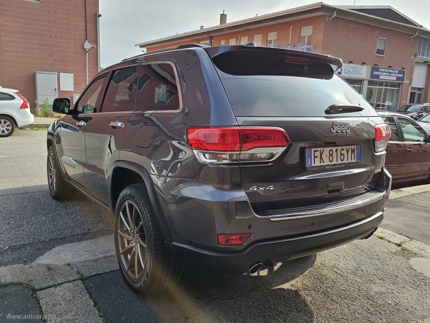 Gr. Cherokee 3.0 V6 CRD 250 MJT II Limited - immagine 4