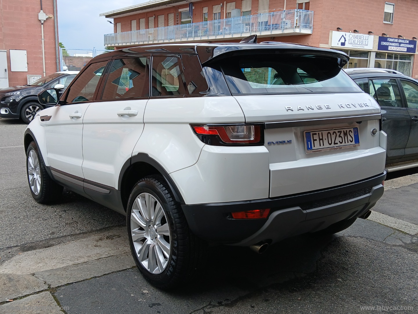 RR Evoque 2.0 TD4 150 CV 5p. - immagine 4