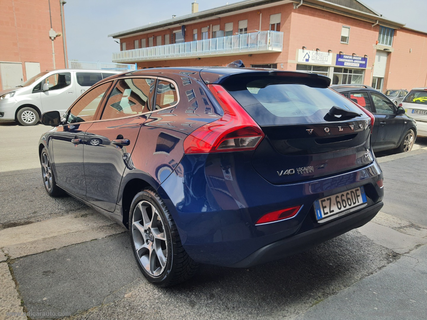 V40 D2 1.6 Volvo Ocean Race - immagine 4