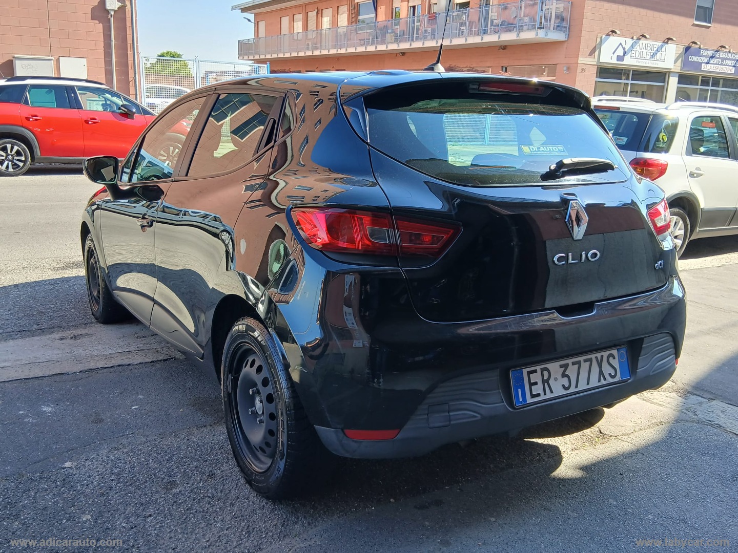 Clio 1.5 dCi 8V 75 CV 5p. Live - immagine 4