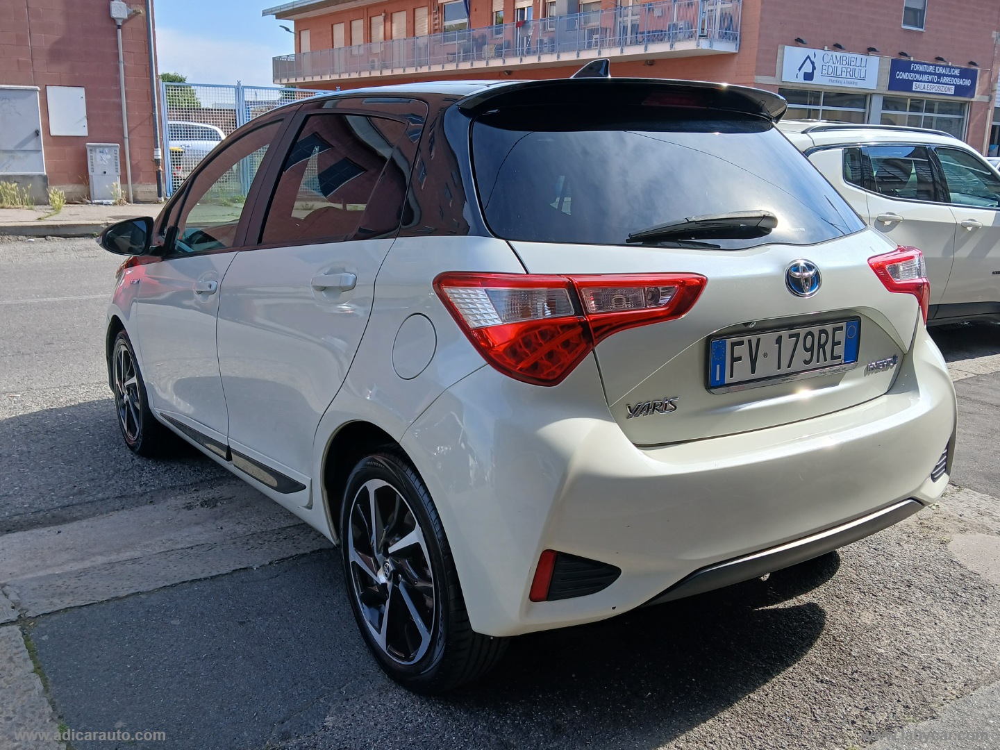 Yaris 1.5 Hybrid 5p. Trend White Ed. - immagine 4