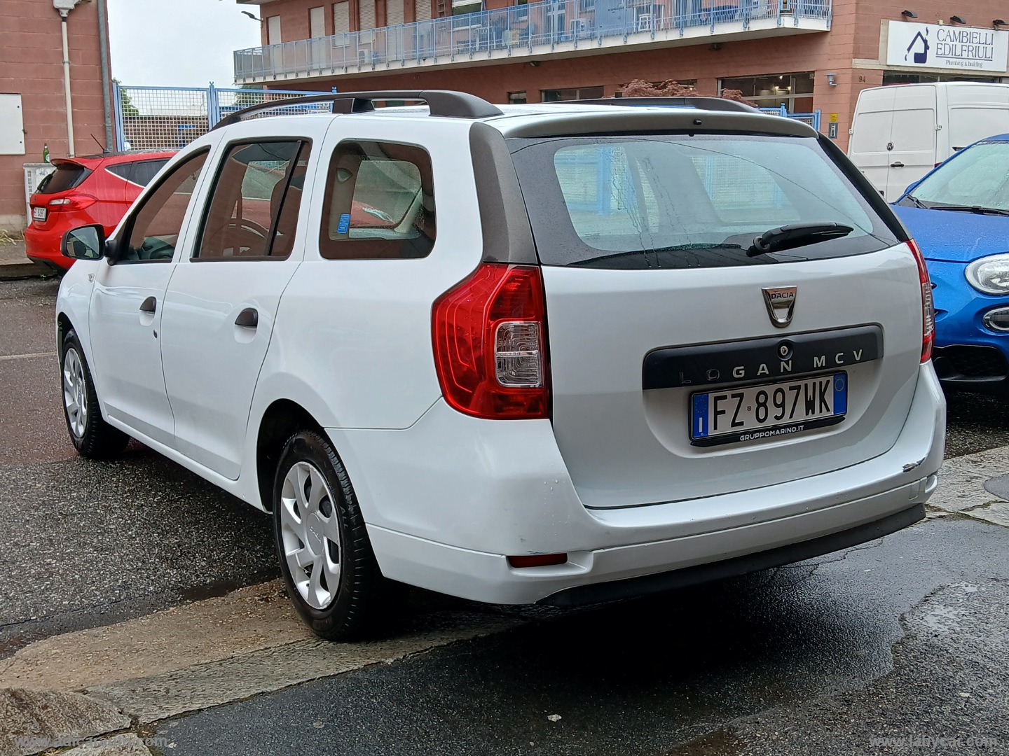 Logan MCV 1.0 SCe 12V 75CV S&S - immagine 4