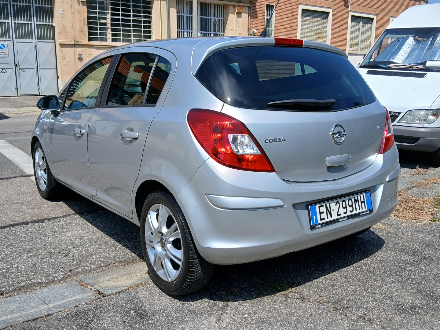 Corsa 1.2 85 CV 5p. GPL-TECH - immagine 4