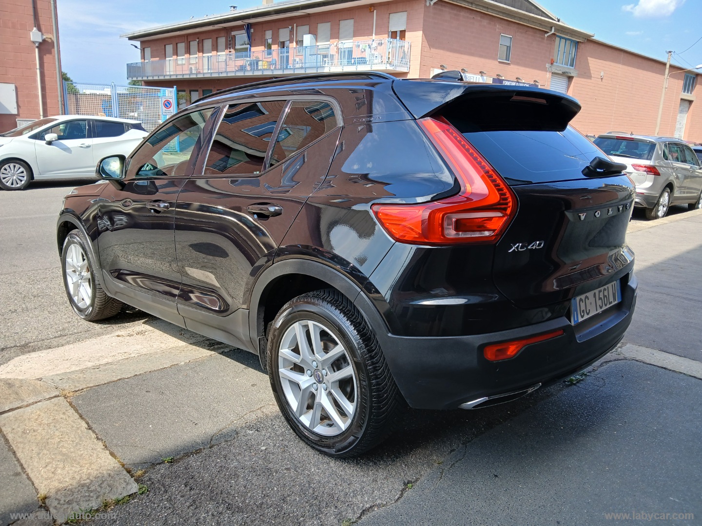 XC40 D3 AWD Geartronic R-design - immagine 4
