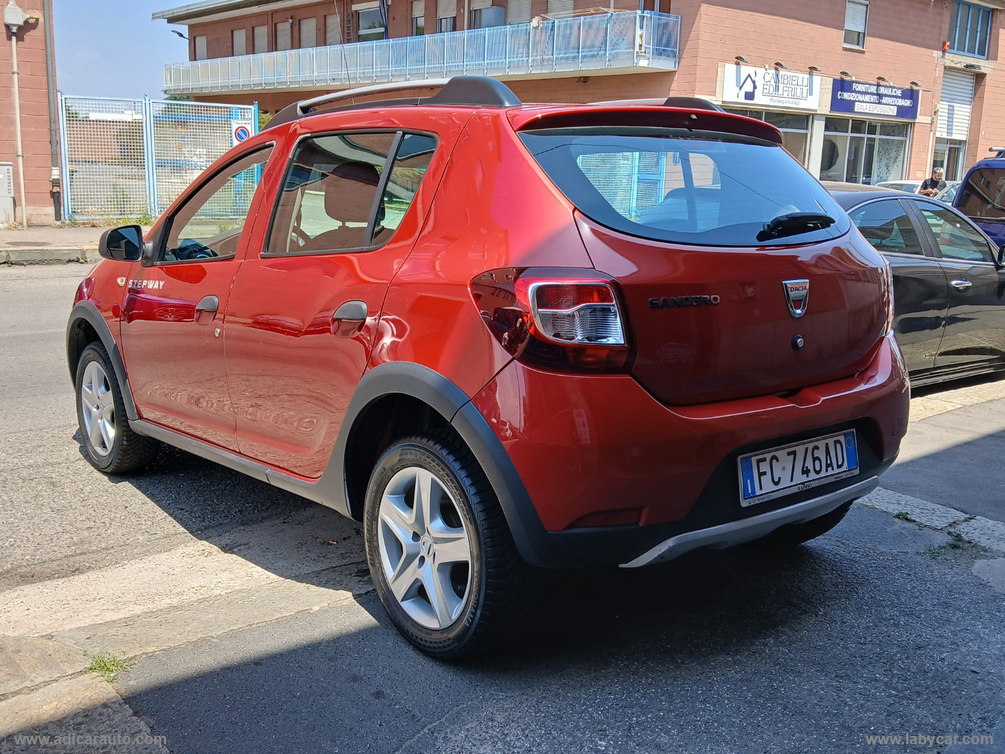 Sandero Stepway 900 TCe 12V 90 CV - immagine 4