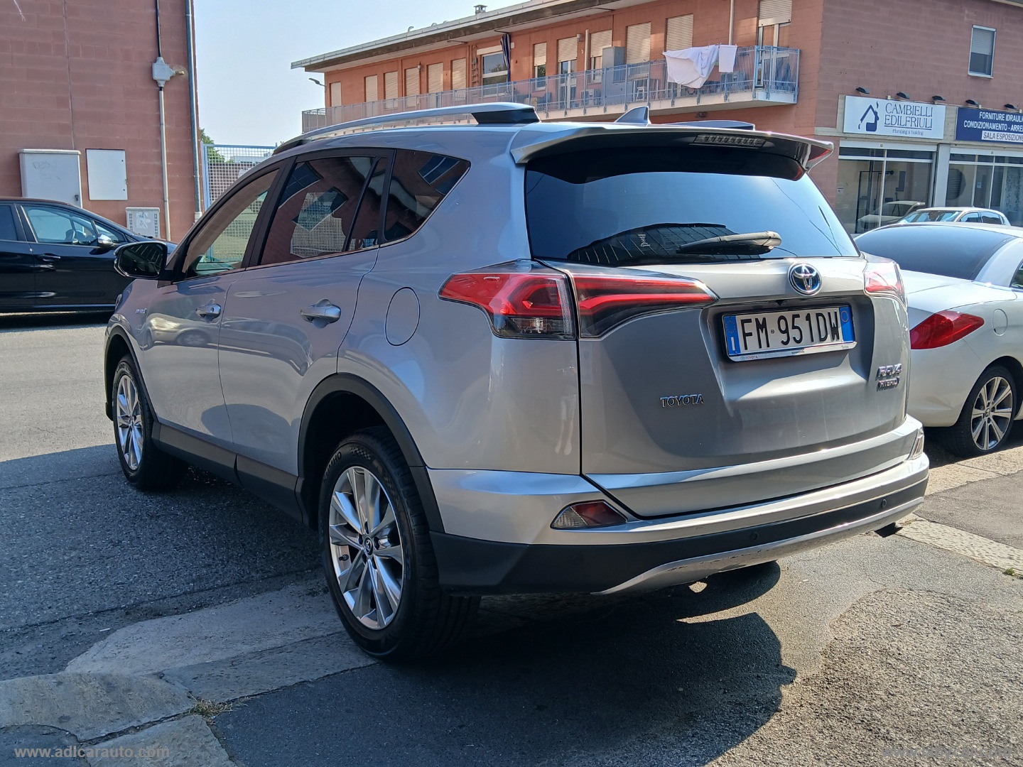 RAV4 2.5 Hybrid 2WD Lounge - immagine 4