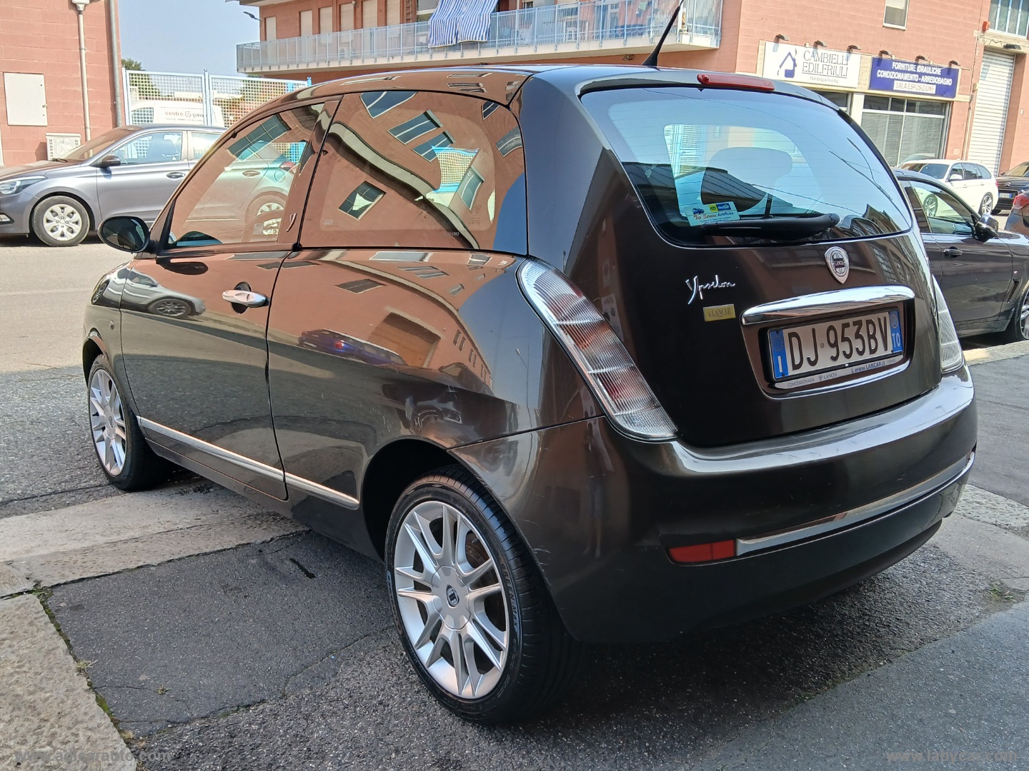 Ypsilon 1.4 16V 95 CV - immagine 4