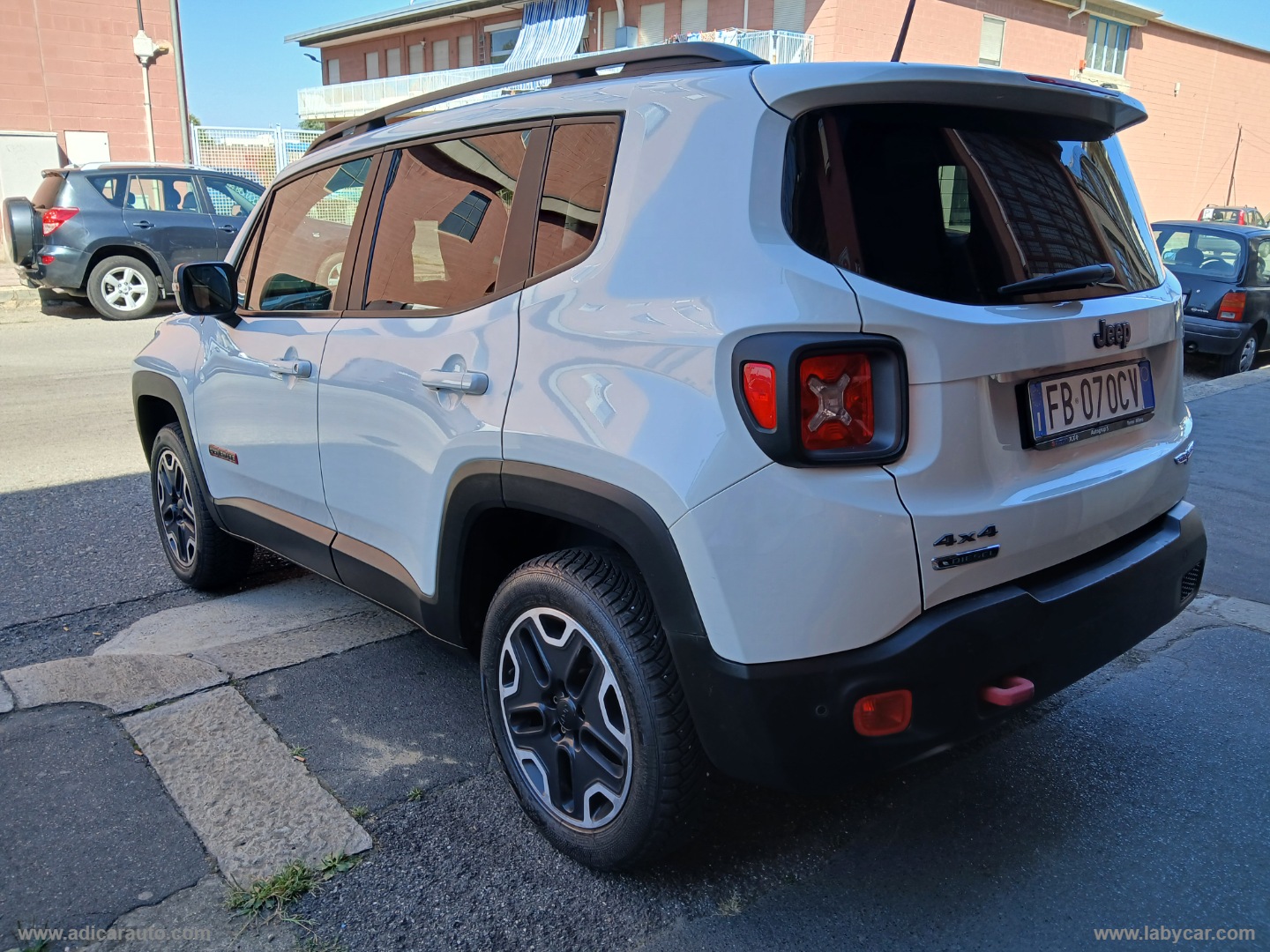 Renegade 2.0 Mjt 170CV 4WD Trailhawk - immagine 4