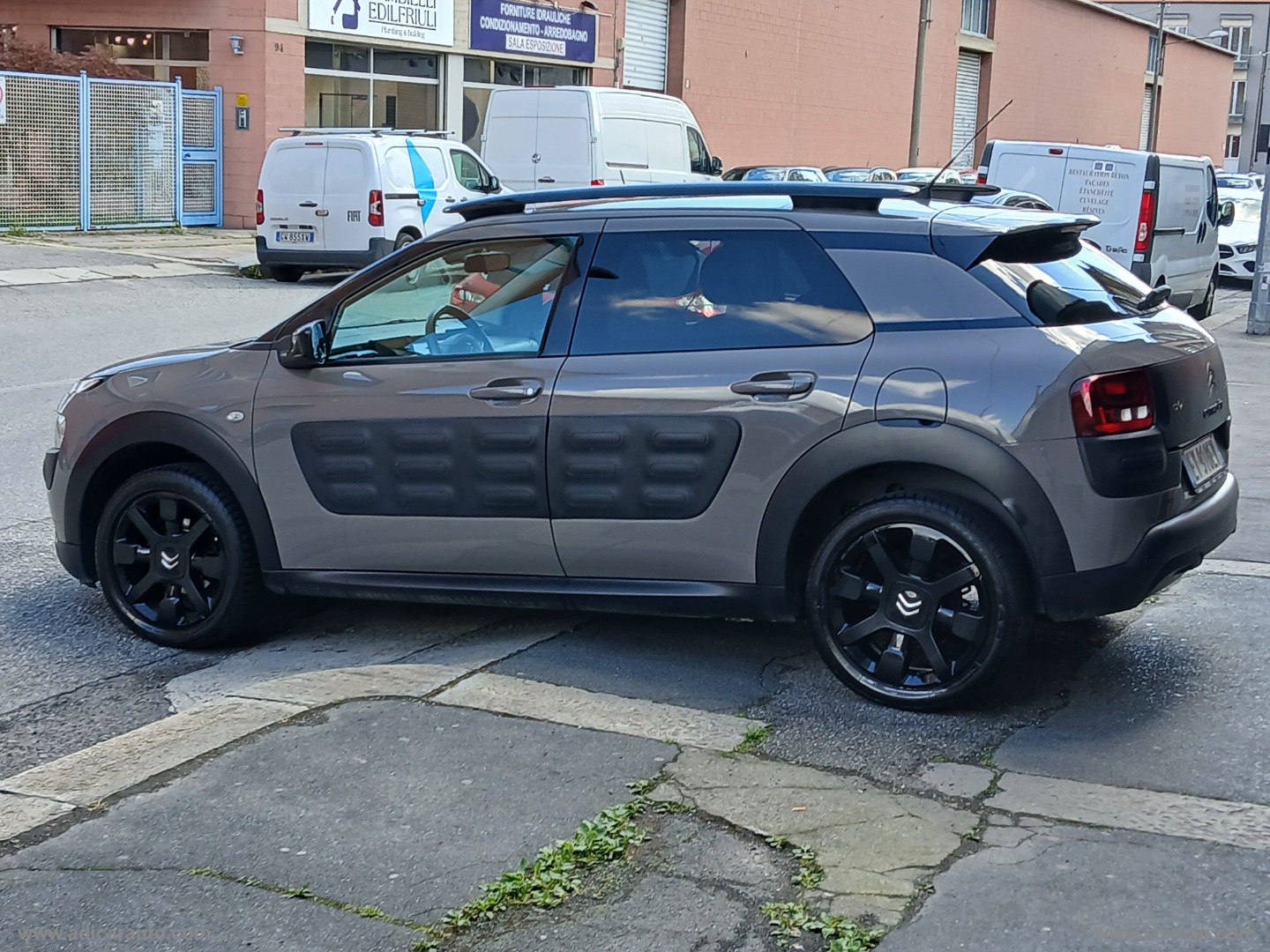 C4 Cactus PureTech 82 Feel - immagine 4