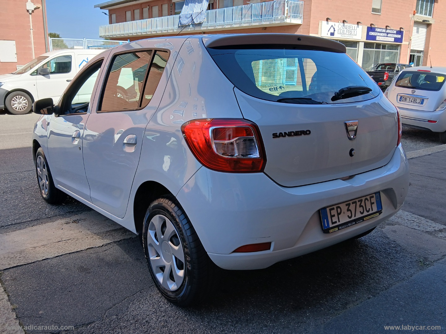 Sandero 1.2 GPL 75 CV Ambiance - immagine 4