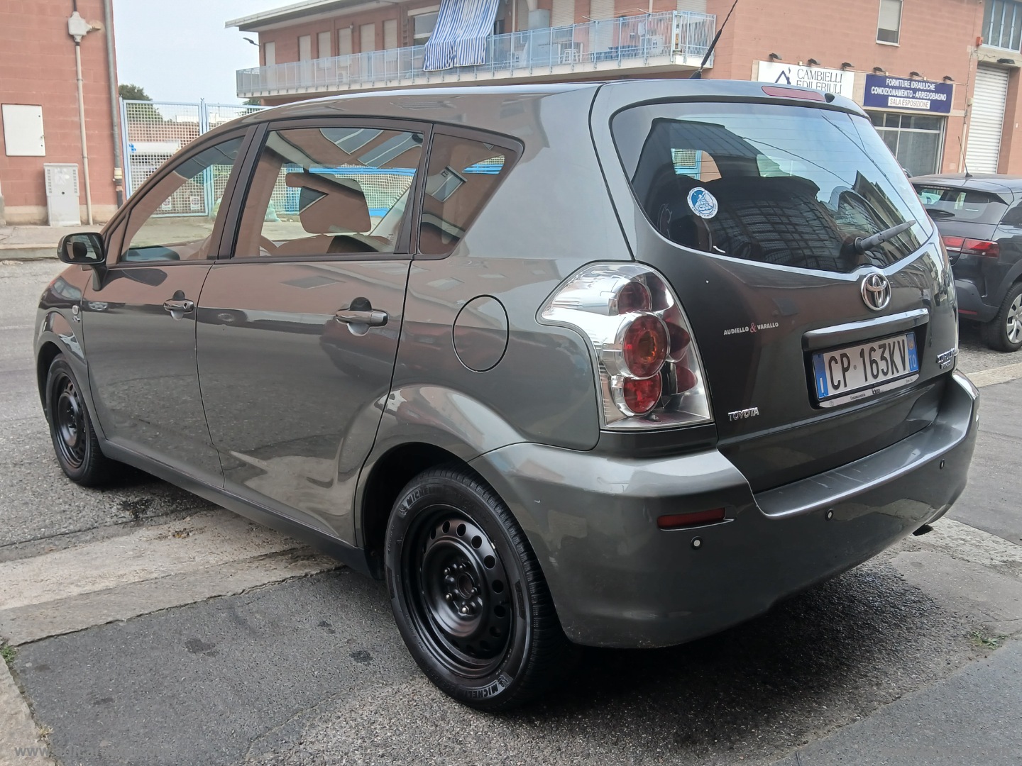 Corolla Verso 2.0 16V D-4D Sol - immagine 4