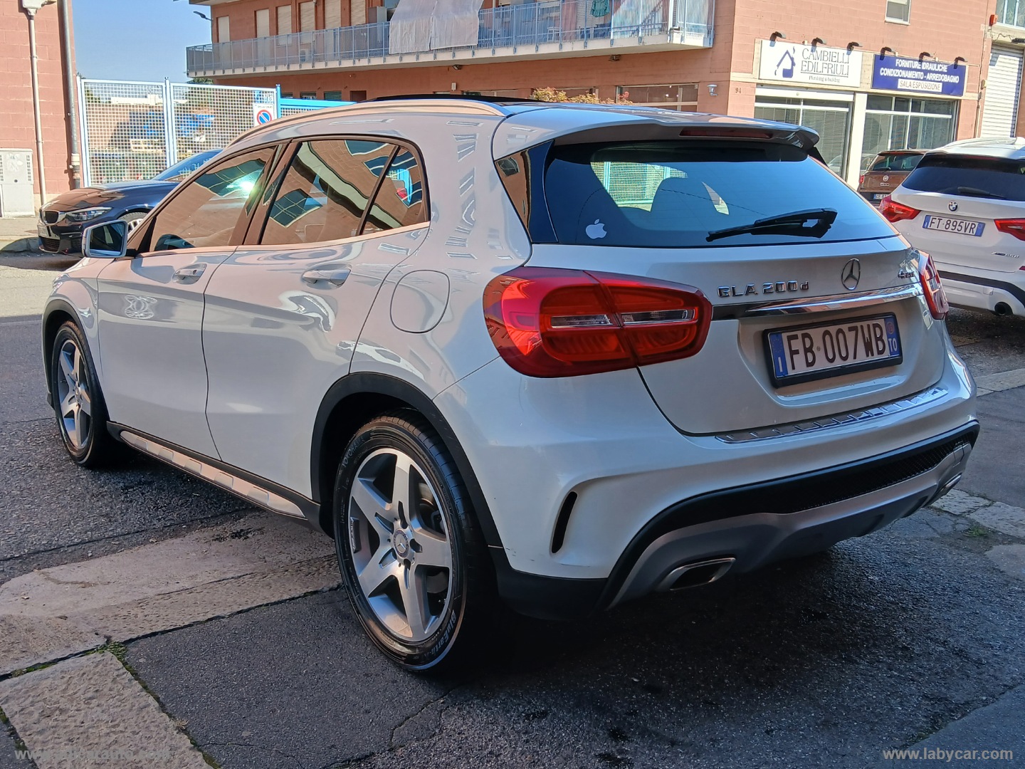 GLA 200 d Automatic 4Matic Sport - immagine 4