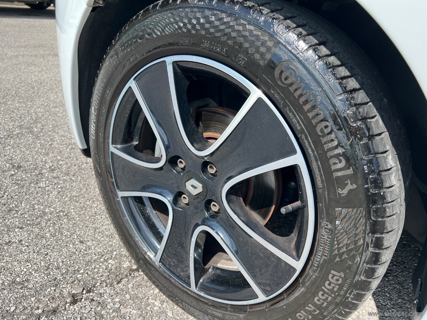 Clio dCi 8V 75 CV S&S 5p. Energy Zen - immagine 4