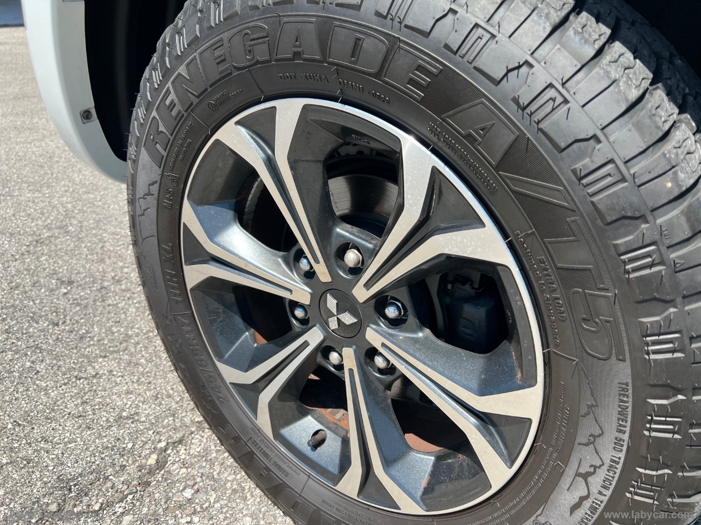 Fullback 2.4 180CV D.C. Aut. LOOK MITSUBISHI - immagine 4