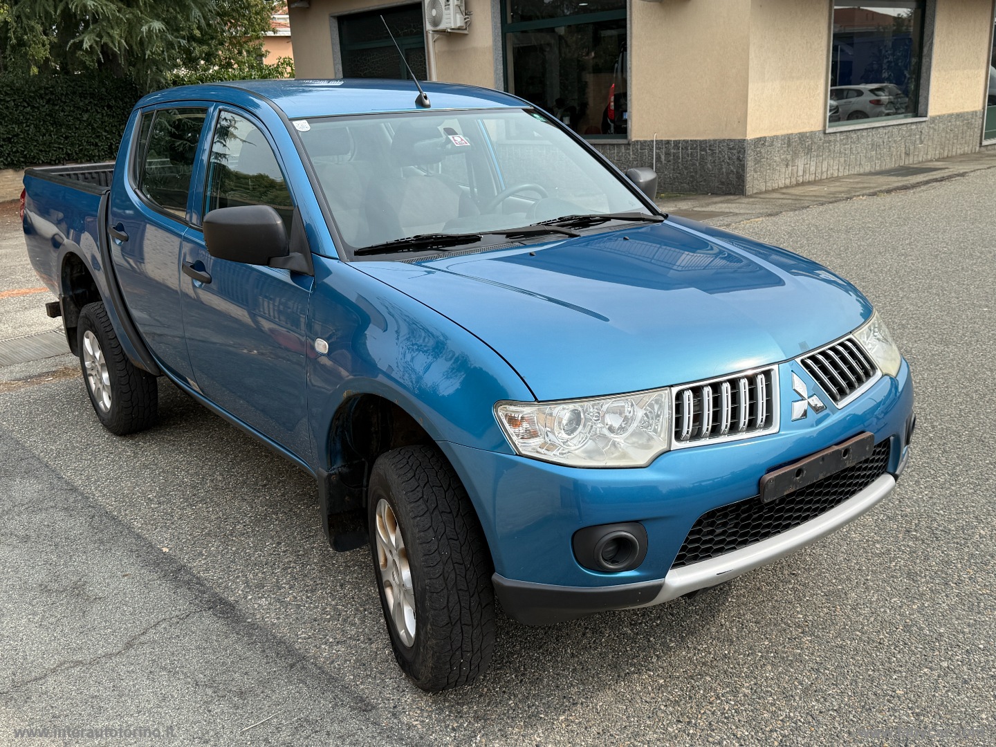 L200 2.5 DI-D/136CV Double Cab Invite - immagine 4