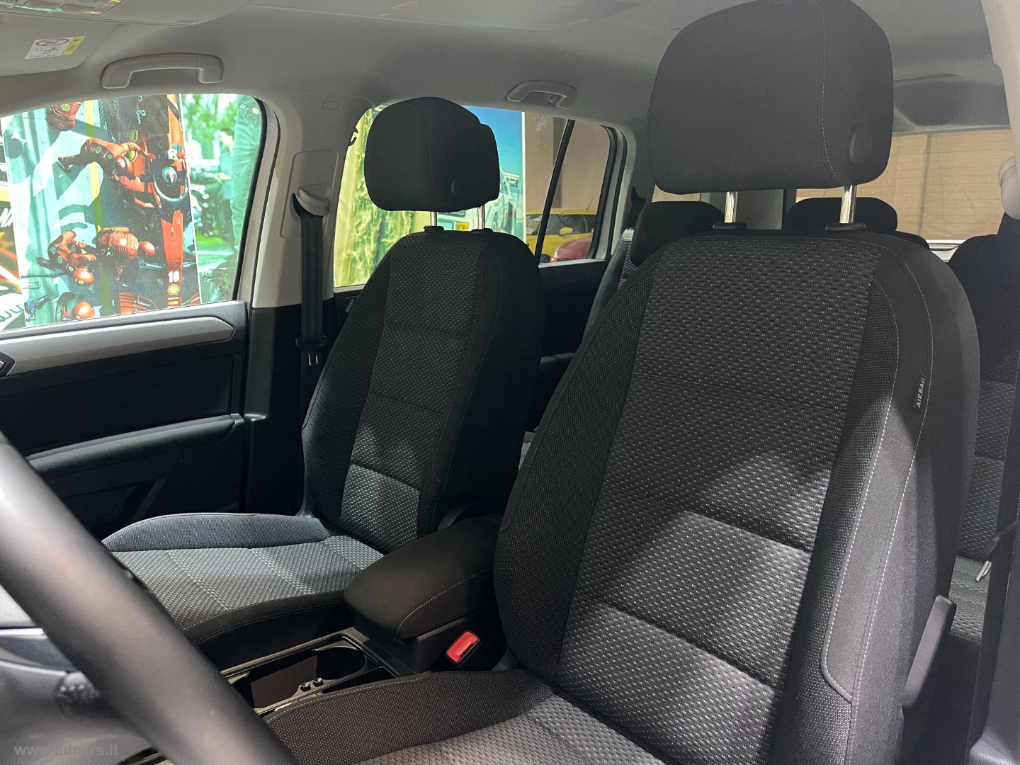 Touran 2.0 TDI 150 CV DSG Business BMT *7 POSTI*CAMBIO AUT.* - immagine 4