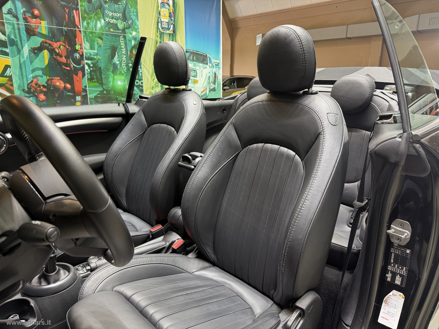 Mini Cooper Yours Cabrio *FULL BLACK*HEAD UP*BRITISH FLAG*HK* - immagine 4