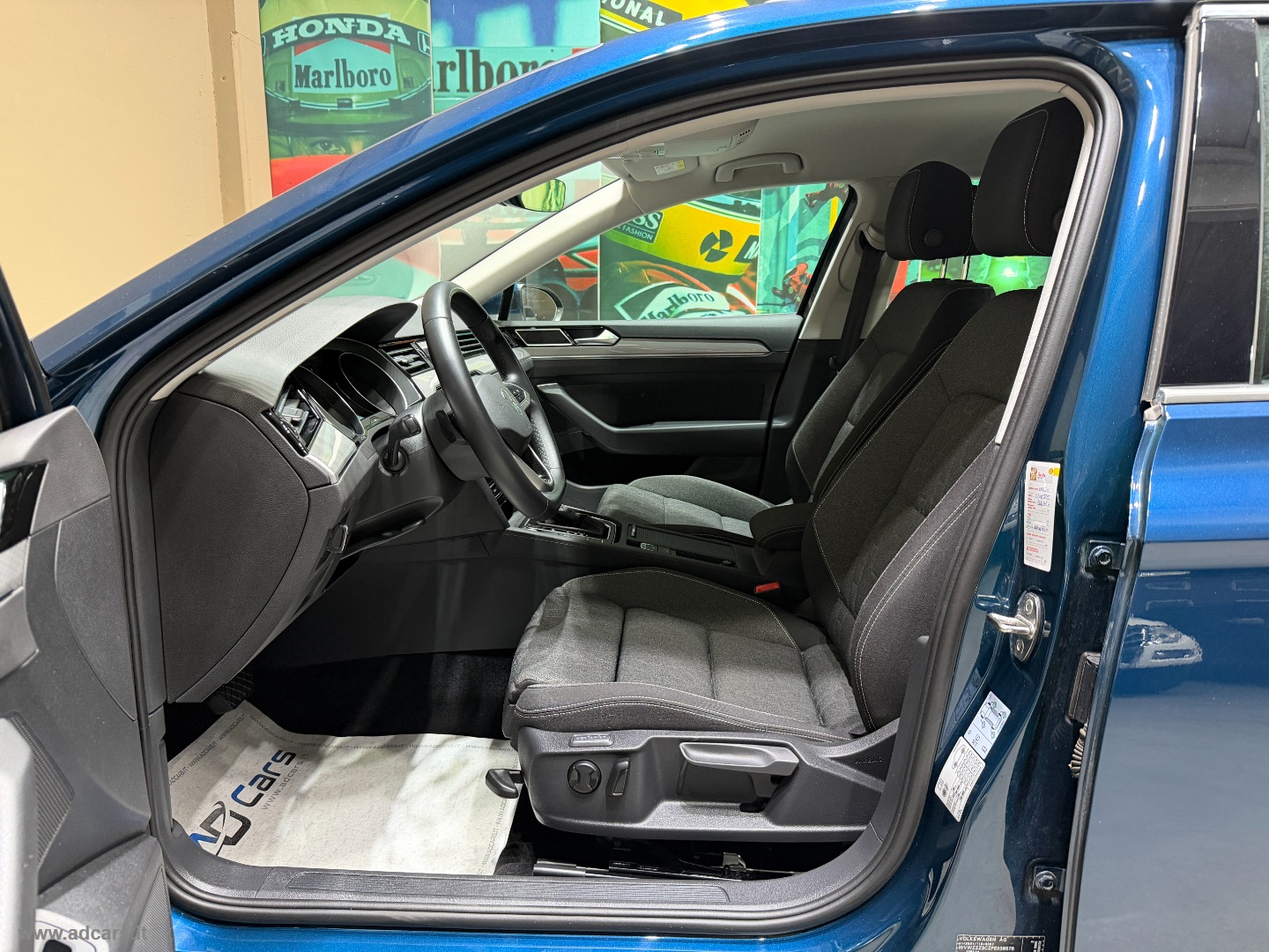 Passat Var. 2.0 TDI EVO DSG Business *CAMBIO AUT.*CLIMA 3 ZONE* - immagine 4