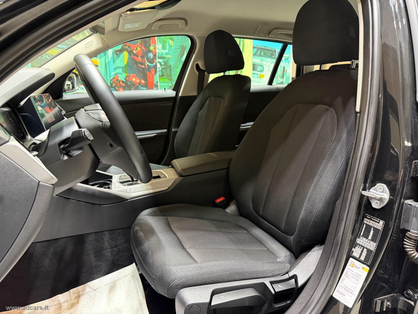 318d Touring Business Advantage *LED*CLIMA 3 ZONE* - immagine 4