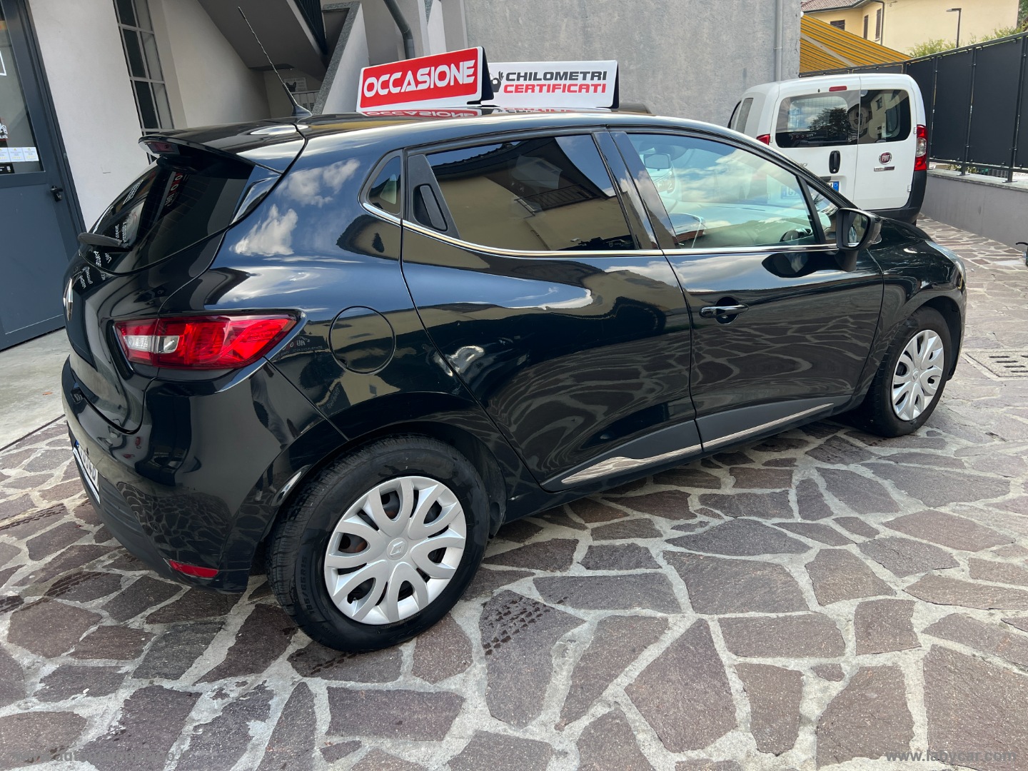 Clio 1.2 75 CV 5p. Zen PREZZO REALE - immagine 4