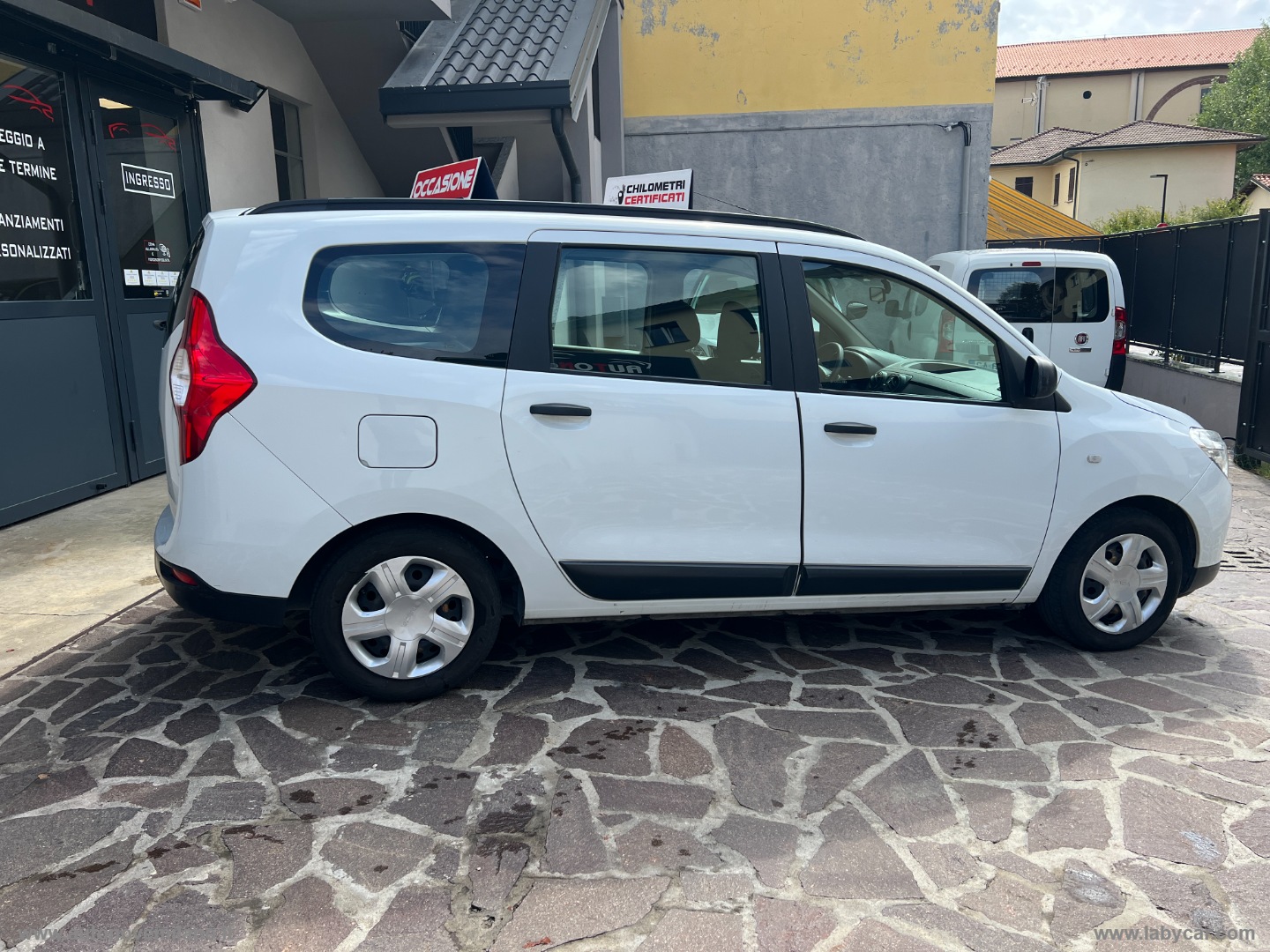 Lodgy 1.6 8V 85 CV 5 posti Lauréate BENZINA PREZZO REALE - immagine 4