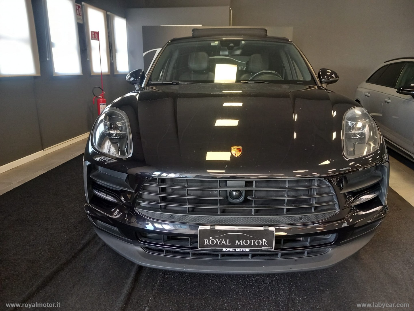 Macan 2.0 TUTTI TAGLIANDI UFFICIALI PORSCHE - immagine 4