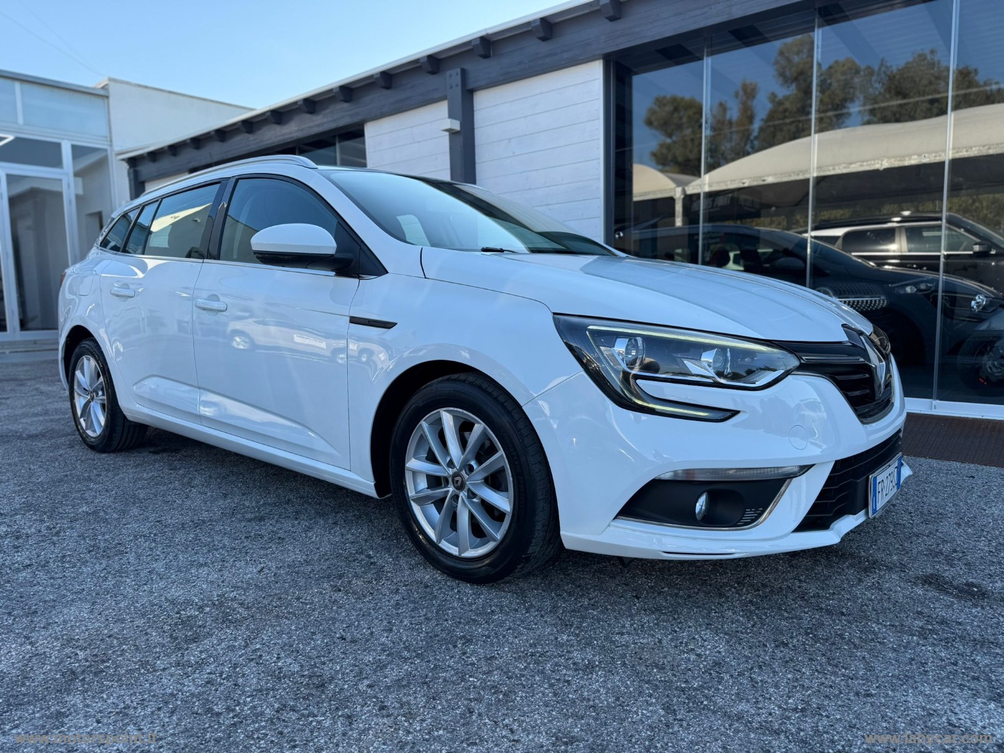 Mégane dCi 110 CV S&S ST Energy Limited - immagine 4