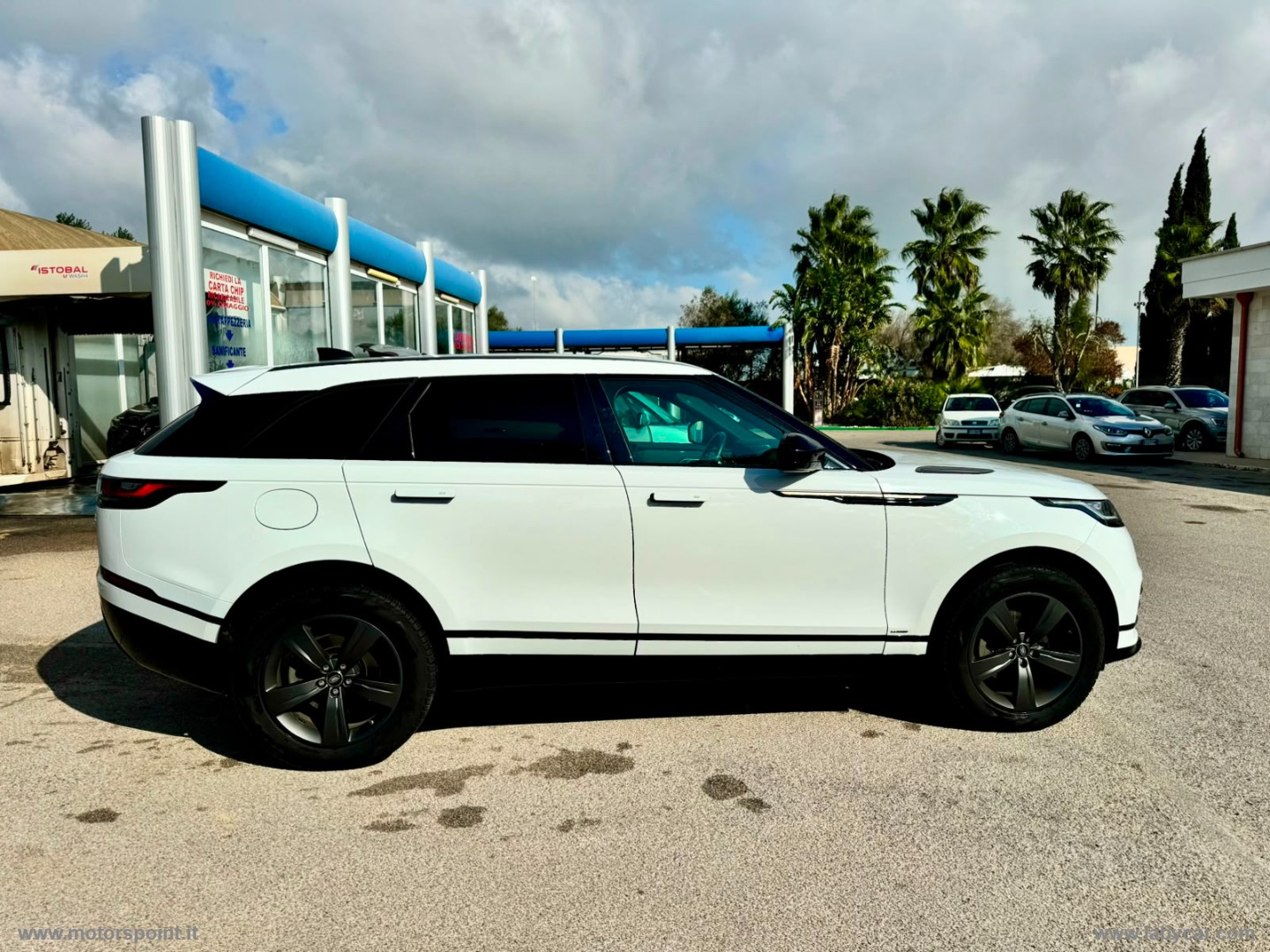 RR Velar 2.0D I4 180 CV R-DYNAMIC S - immagine 4