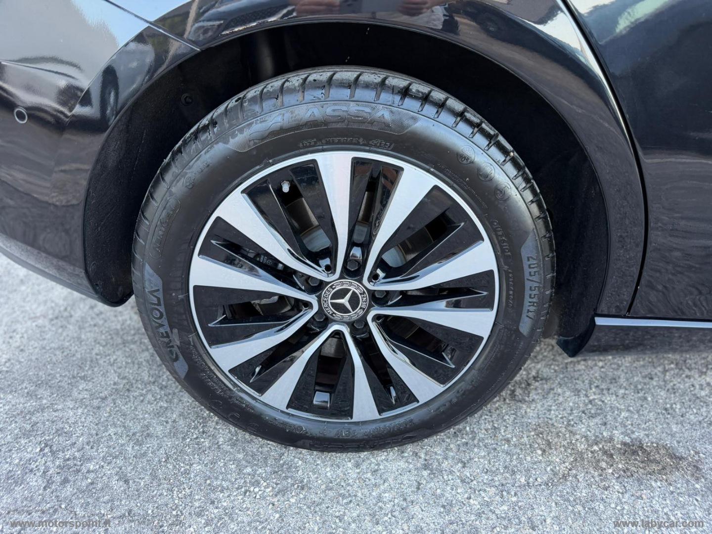 B 250 e hybrid EQ Business Extra PLUG-IN - immagine 4