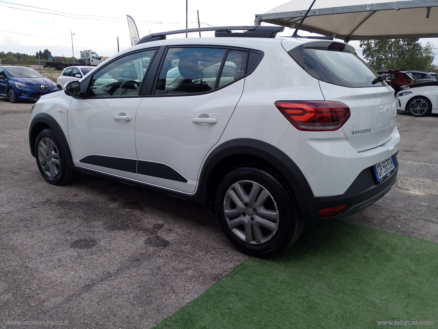 Sandero Stepway 1.0 TCe ECO-G Expression SOLO 20.000 KM - immagine 4