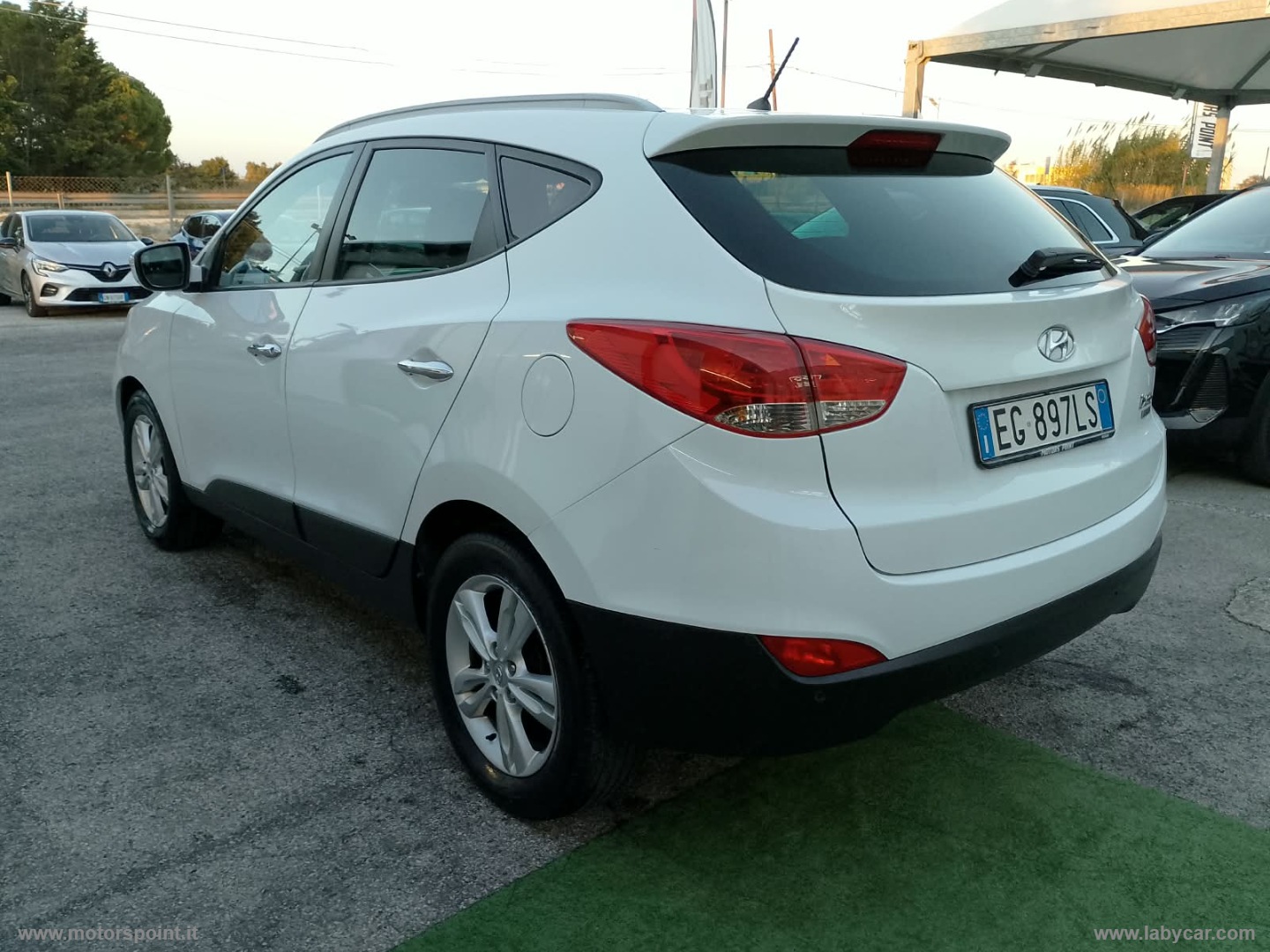 ix35 1.7 CRDi 2WD Style - immagine 4