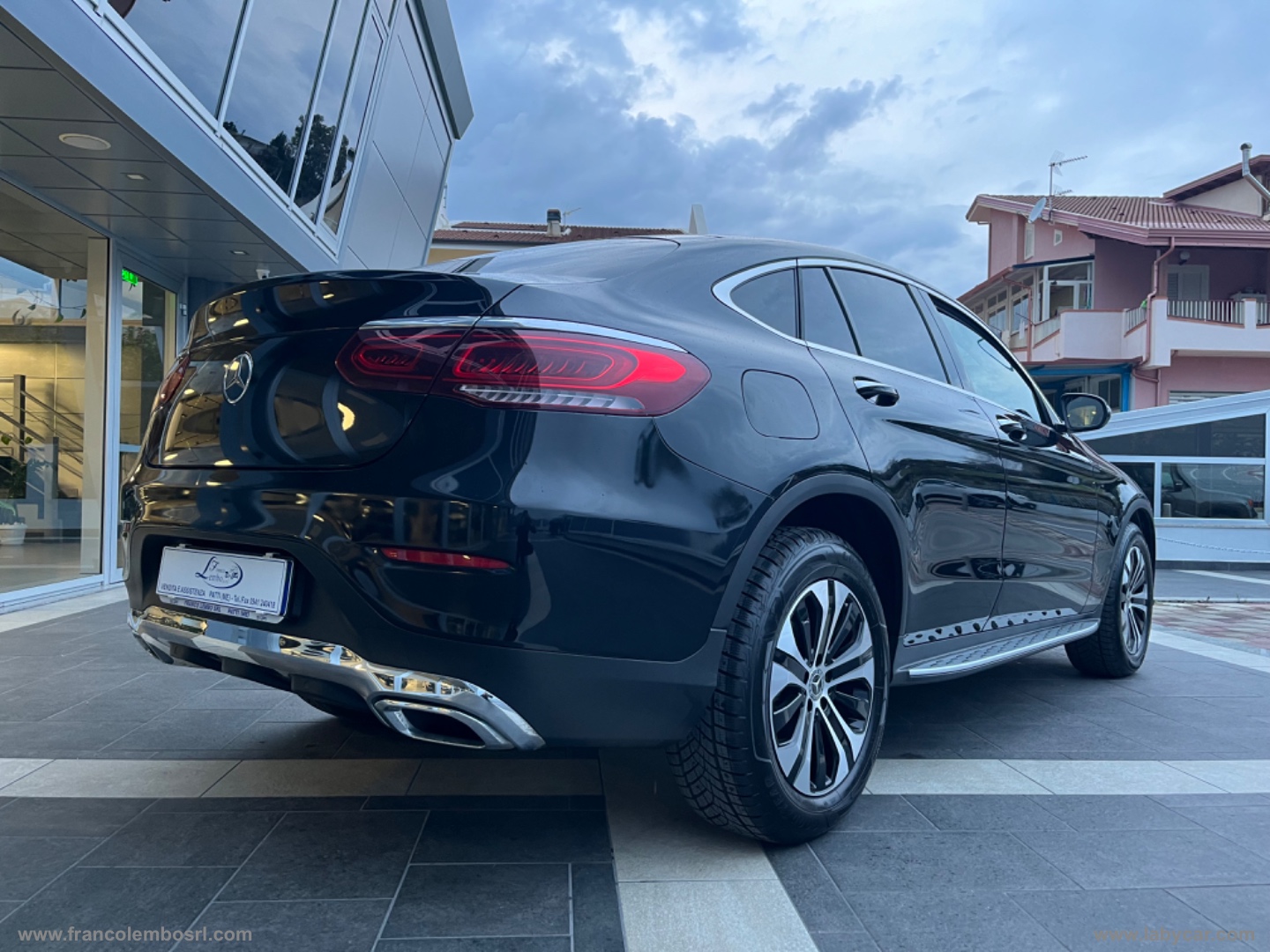 GLC 200 d 4Matic Coupé Executive - immagine 4