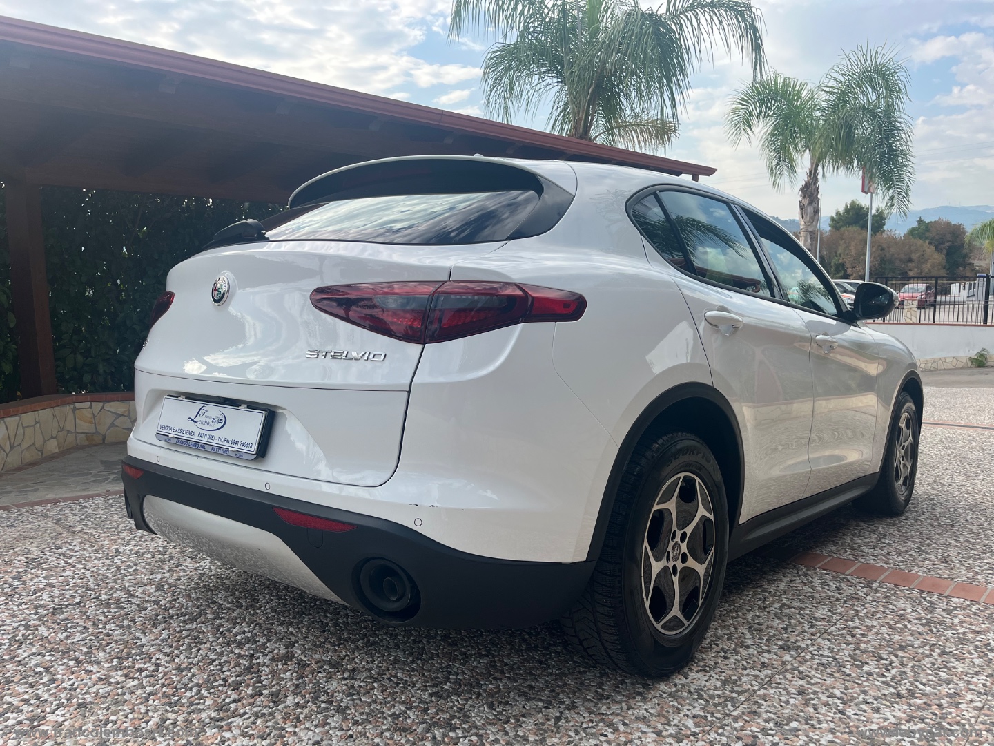 Stelvio 2.2 T.d. 190 CV AT8 Q4 Sup. Bus. - immagine 4