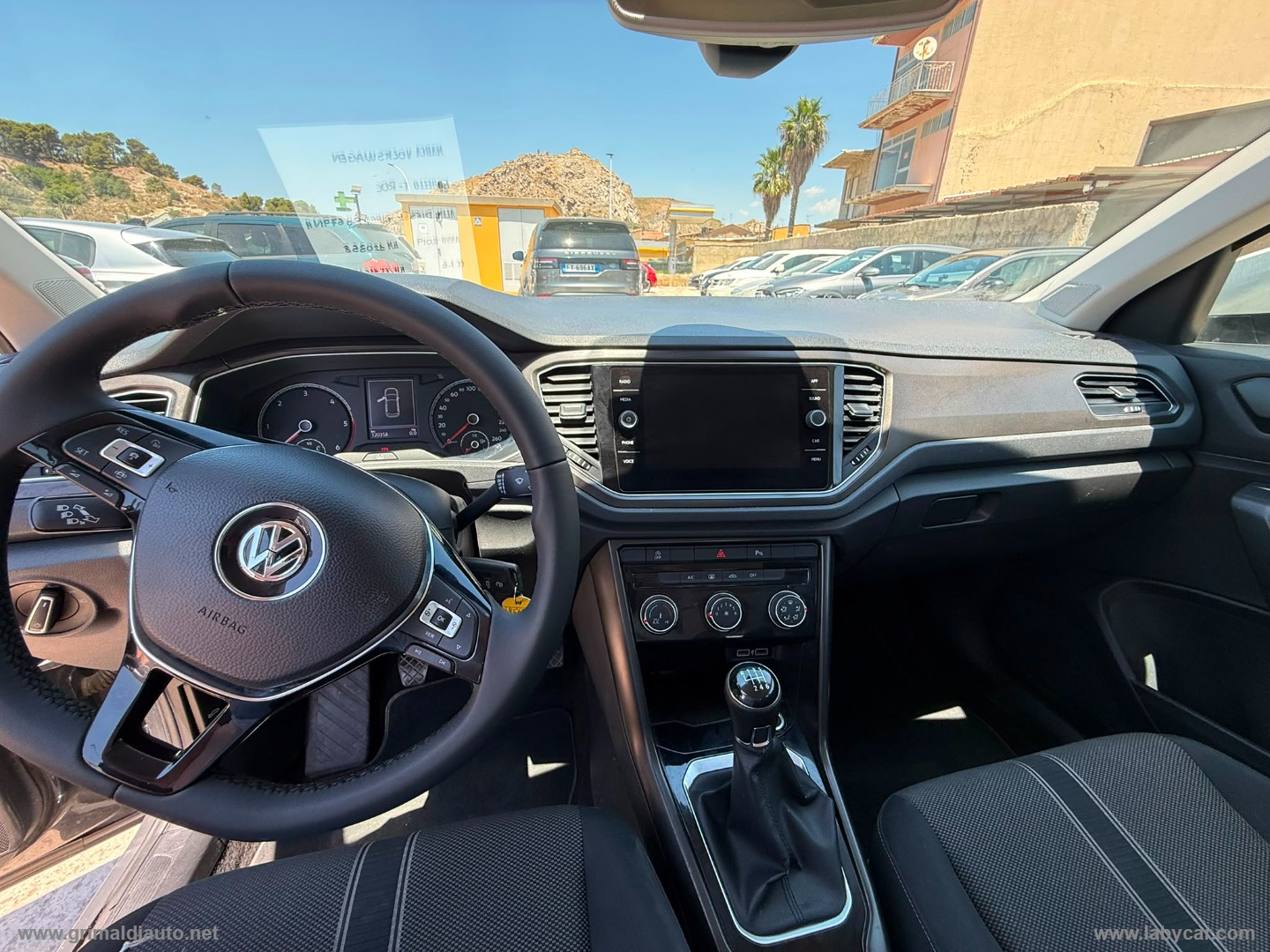 T-Roc 1.6 TDI SCR Advanced BlueMot.Tech. - immagine 4