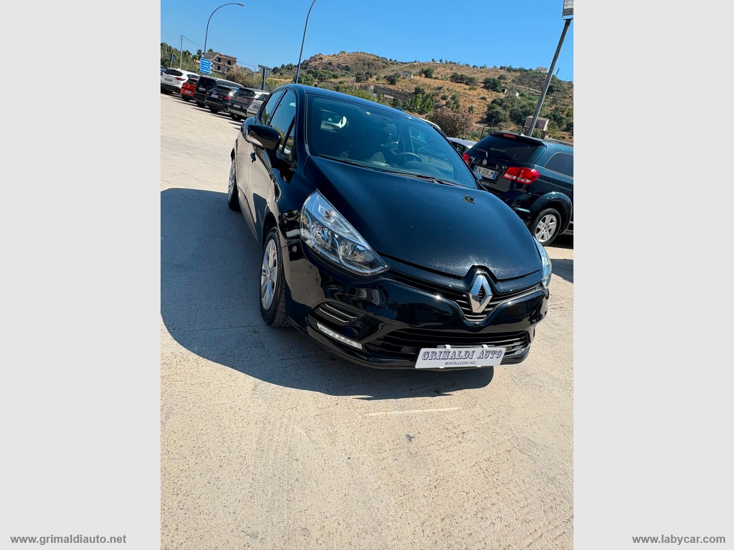 Clio dCi 8V 75CV 5p. Moschino Intens - immagine 4