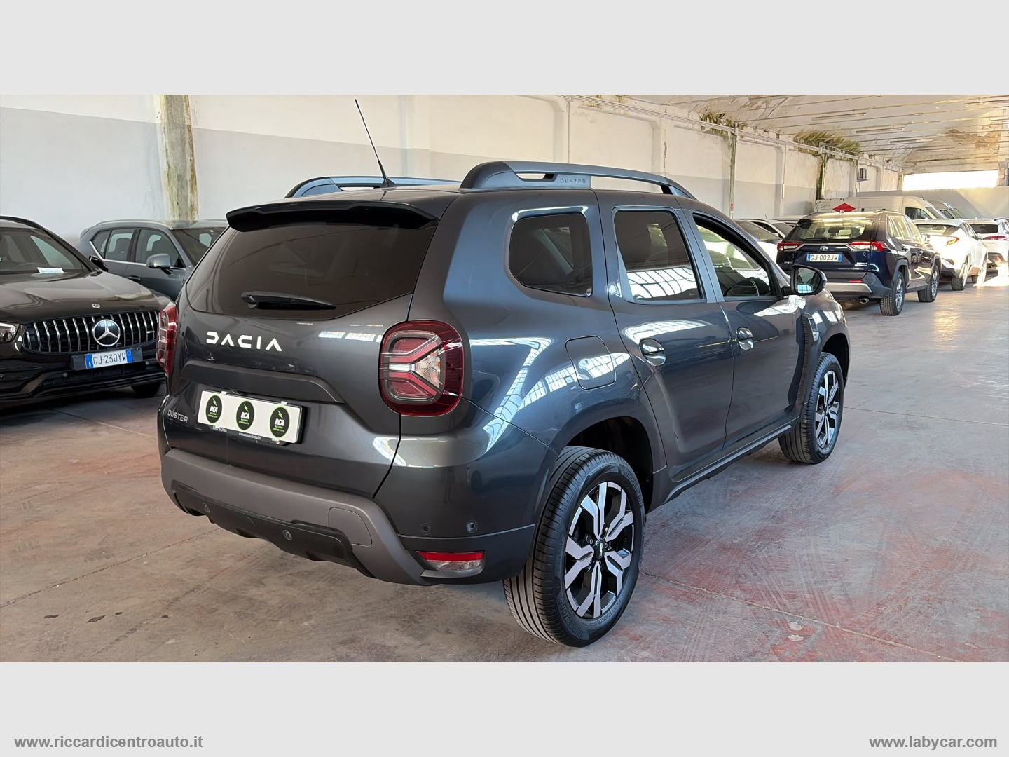 Duster 1.0 TCe GPL 4x2 Journey UP - immagine 4