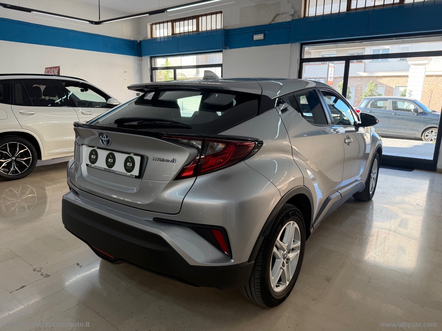 C-HR 1.8 Hybrid E-CVT Active - immagine 4