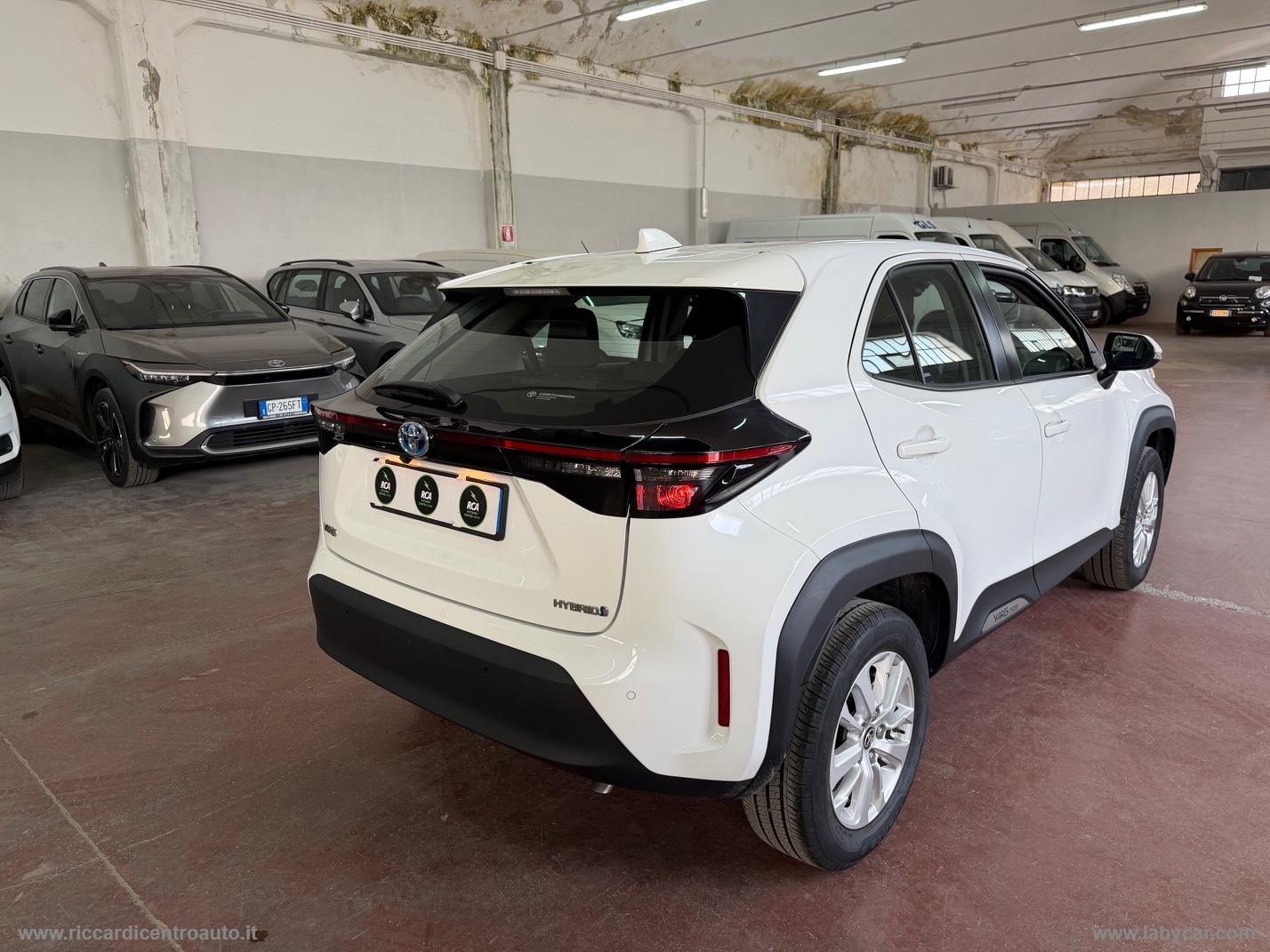 Yaris Cross 1.5 Hybrid 5p. E-CVT Busin. - immagine 4