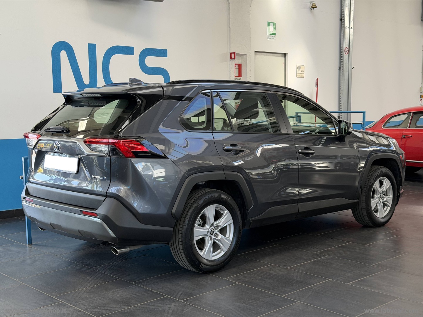 RAV4 2.5 HV - immagine 4
