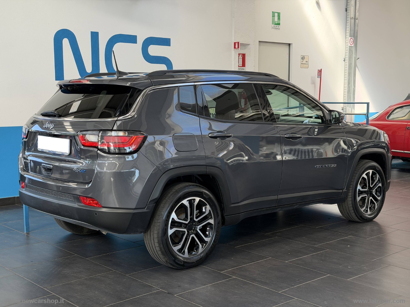 Compass 1.3 T4 190CV PHEV AT6 4xe Limit. - immagine 4