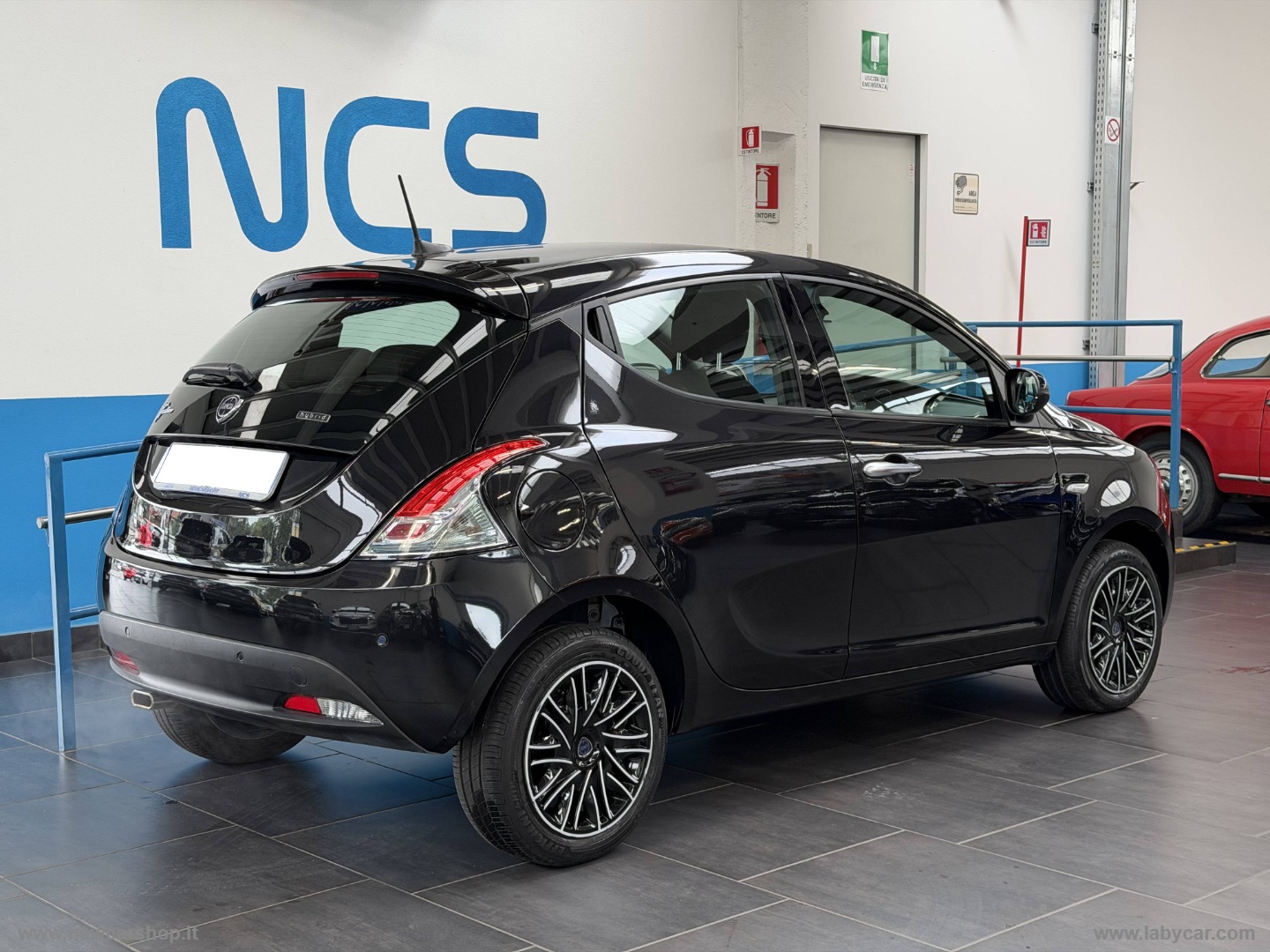 Ypsilon 1.0 FireFly 5p.S&S Hybryd Gold NEOPATENTATI - immagine 4